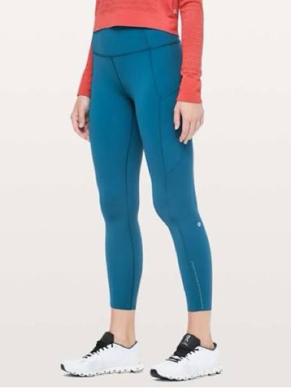 NWT Lululemon Fast & Free 7/8 Tight II *Nulux 25"
Carbon Blue